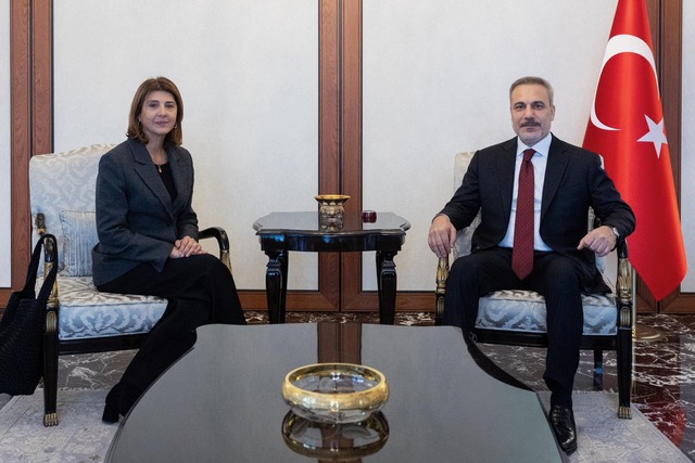 Συνάντηση Φιντάν – Ολγκίν στην Άγκυρα για το Κυπριακό